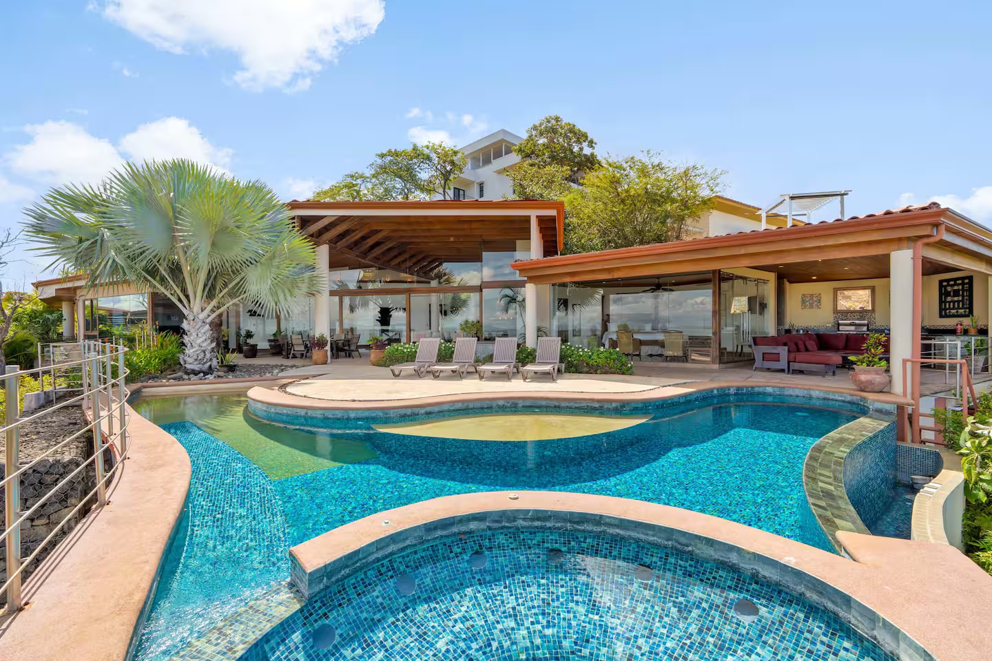 Villa Dos Playas — Pacific coast view